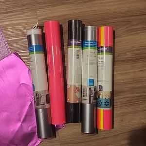 Circut strong bond and vynl bundle